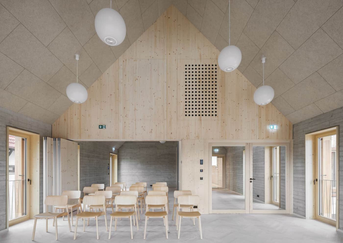 In Bavaria, the Niederwerrn community centre sets an example