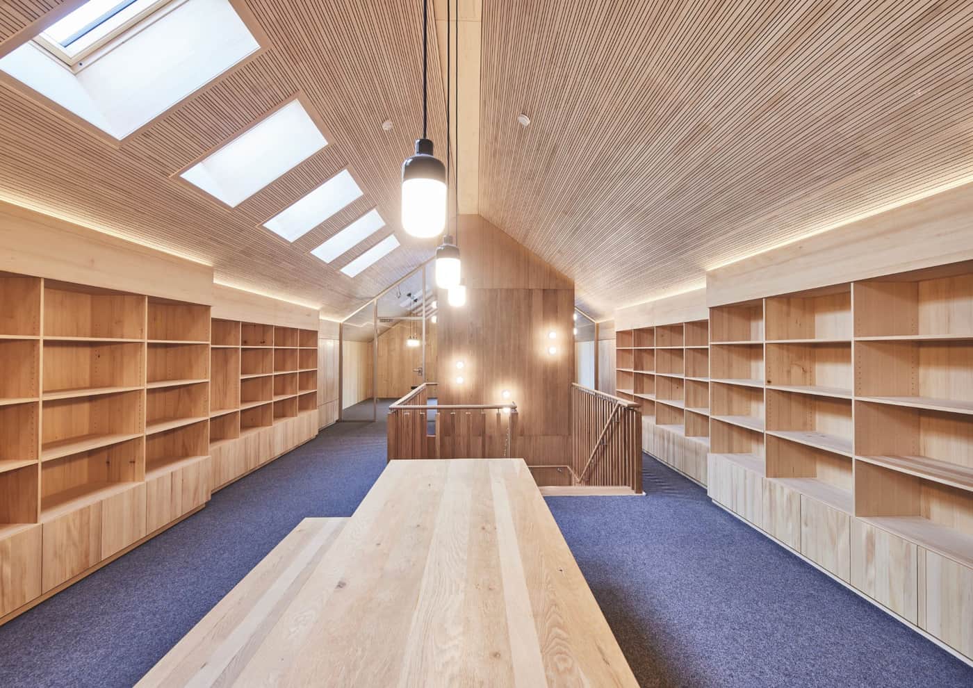 Wood at the service of a competence center in Germany