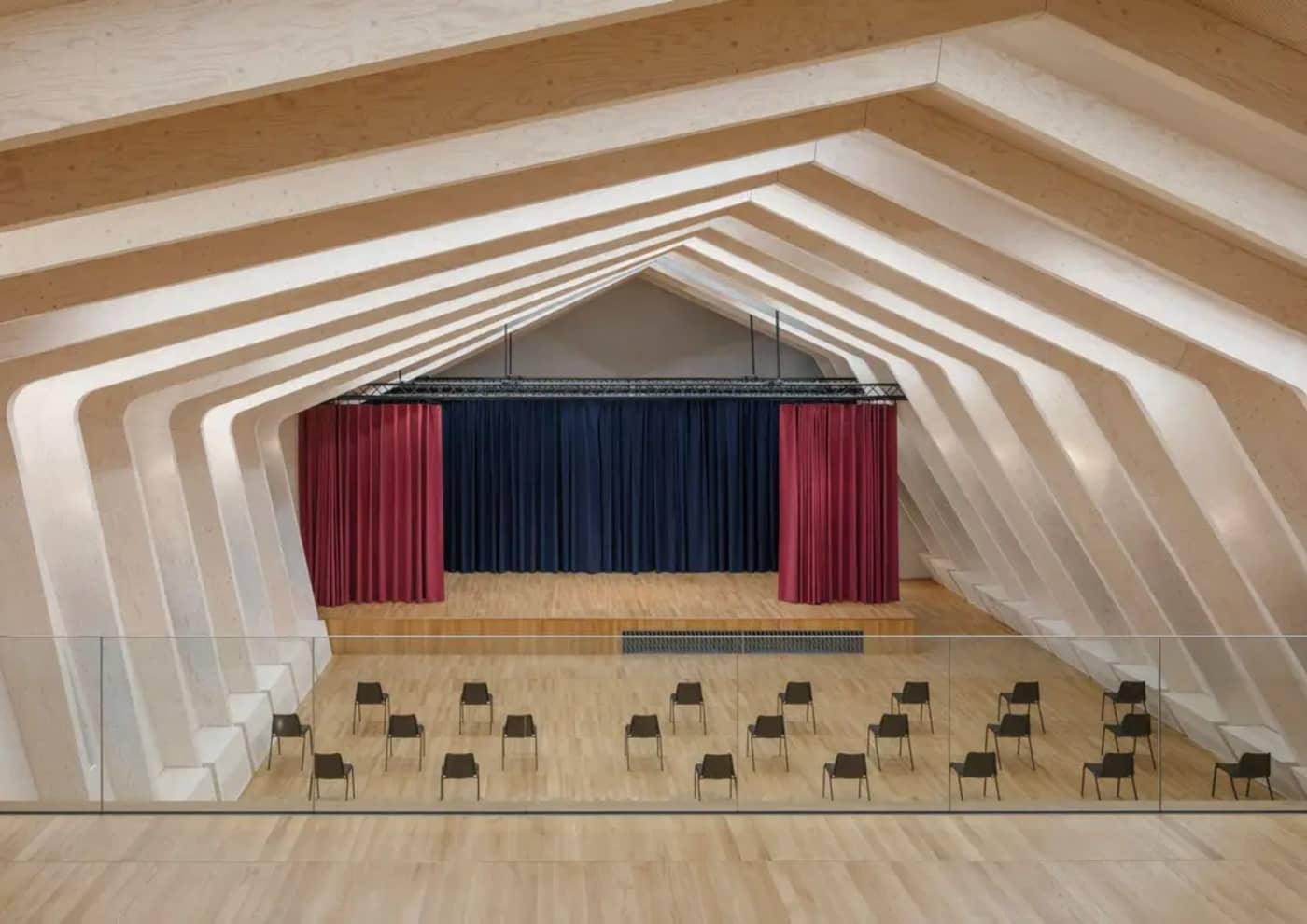 Wood and interiors: a timeless combination