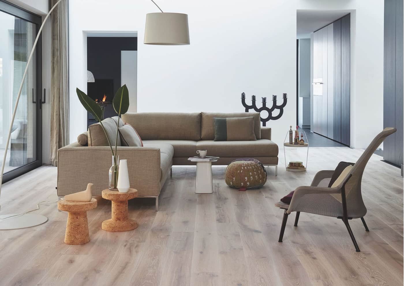 Segno, the oak parquet flooring with a herringbone pattern according to Tarkett