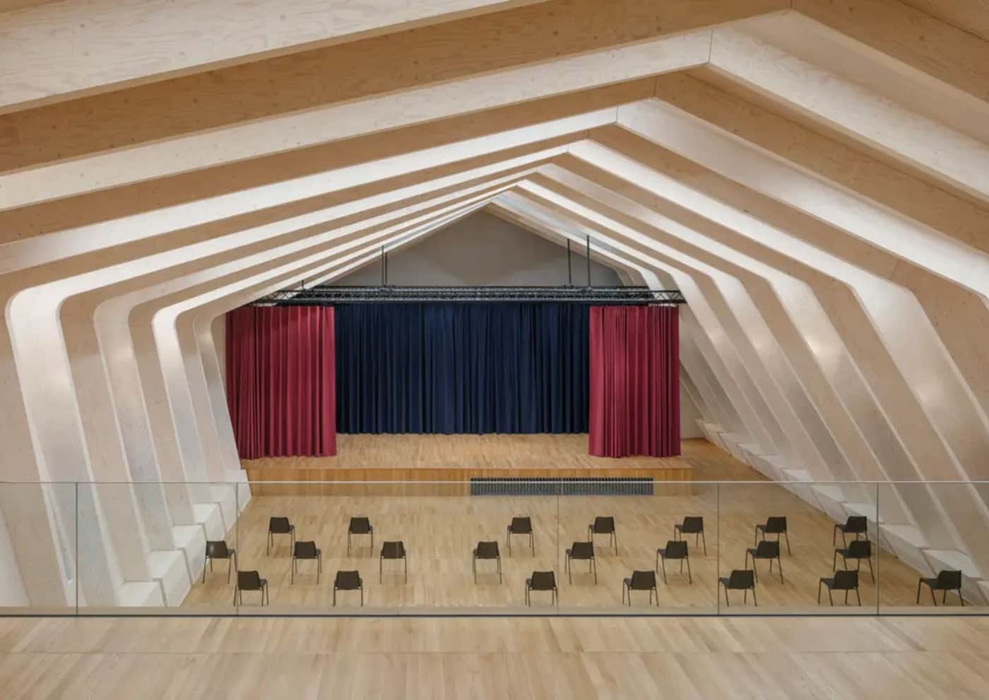Wood and interiors: a timeless combination