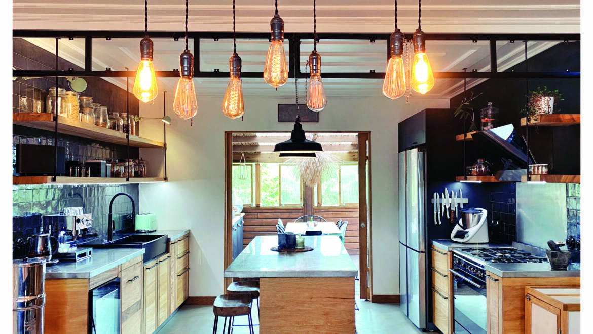 Rénovation de la cuisine d’une case créole, sur l’île de La Réunion